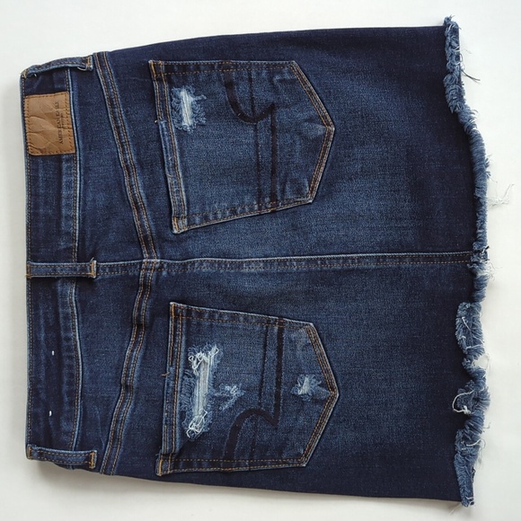 AEO Next Level Stretch X Super Hi-Rise Mini Distressed Jean Skirt 4R Blue - Picture 11 of 16